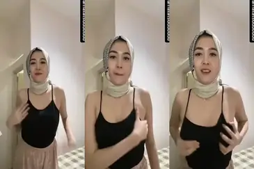 bokep Hijab binal Yessi kirim Pap Colmek